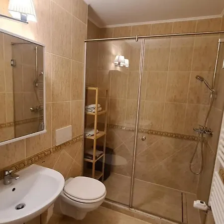 Apartament Mirubias *