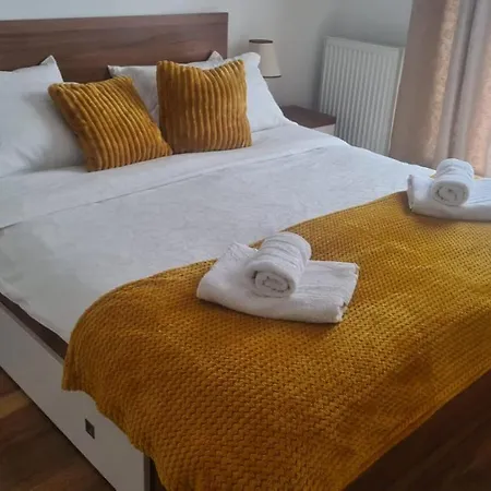 Apartament Mirubias Lägenhet Braşov